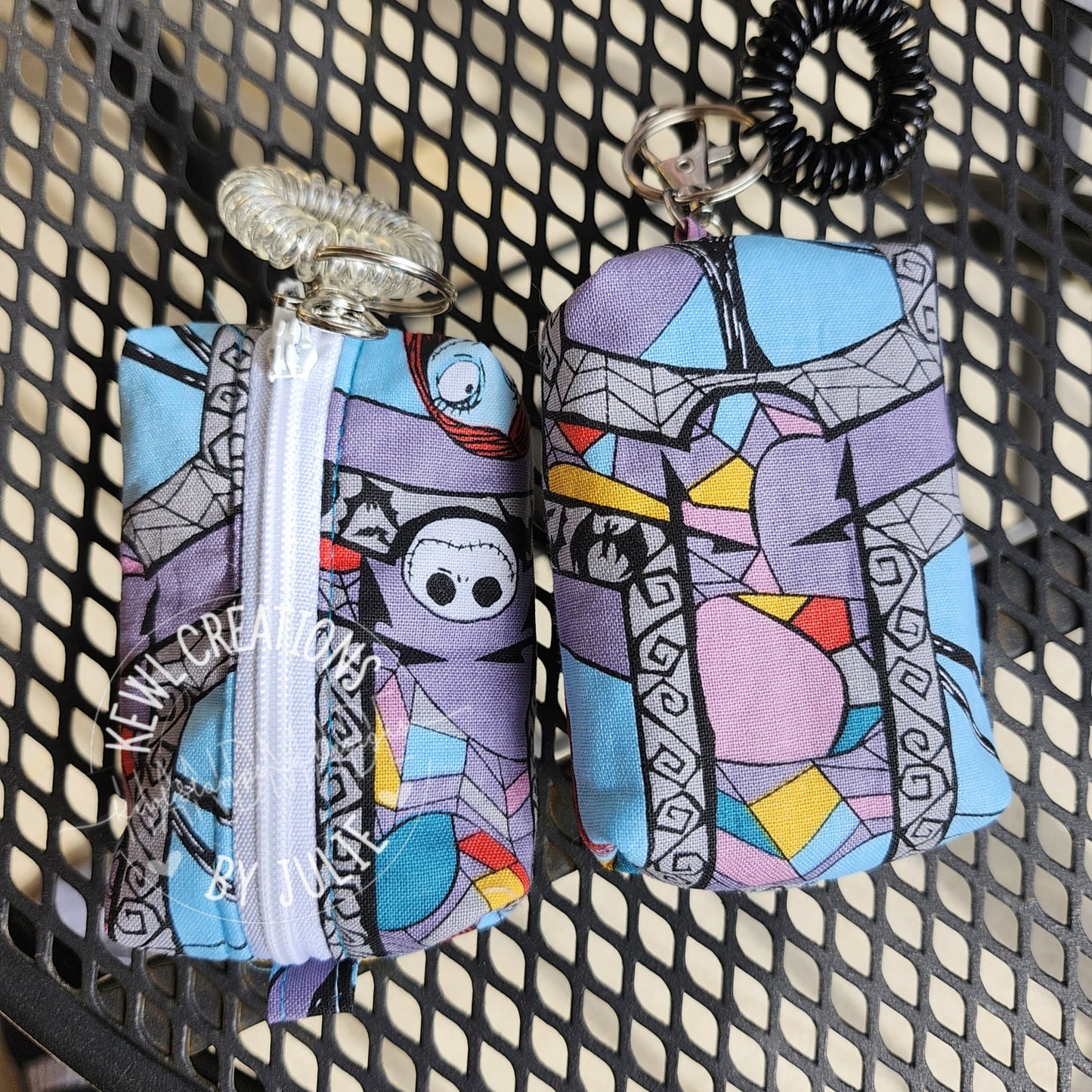 Itty Bitty Boxy bag with swivel clasp