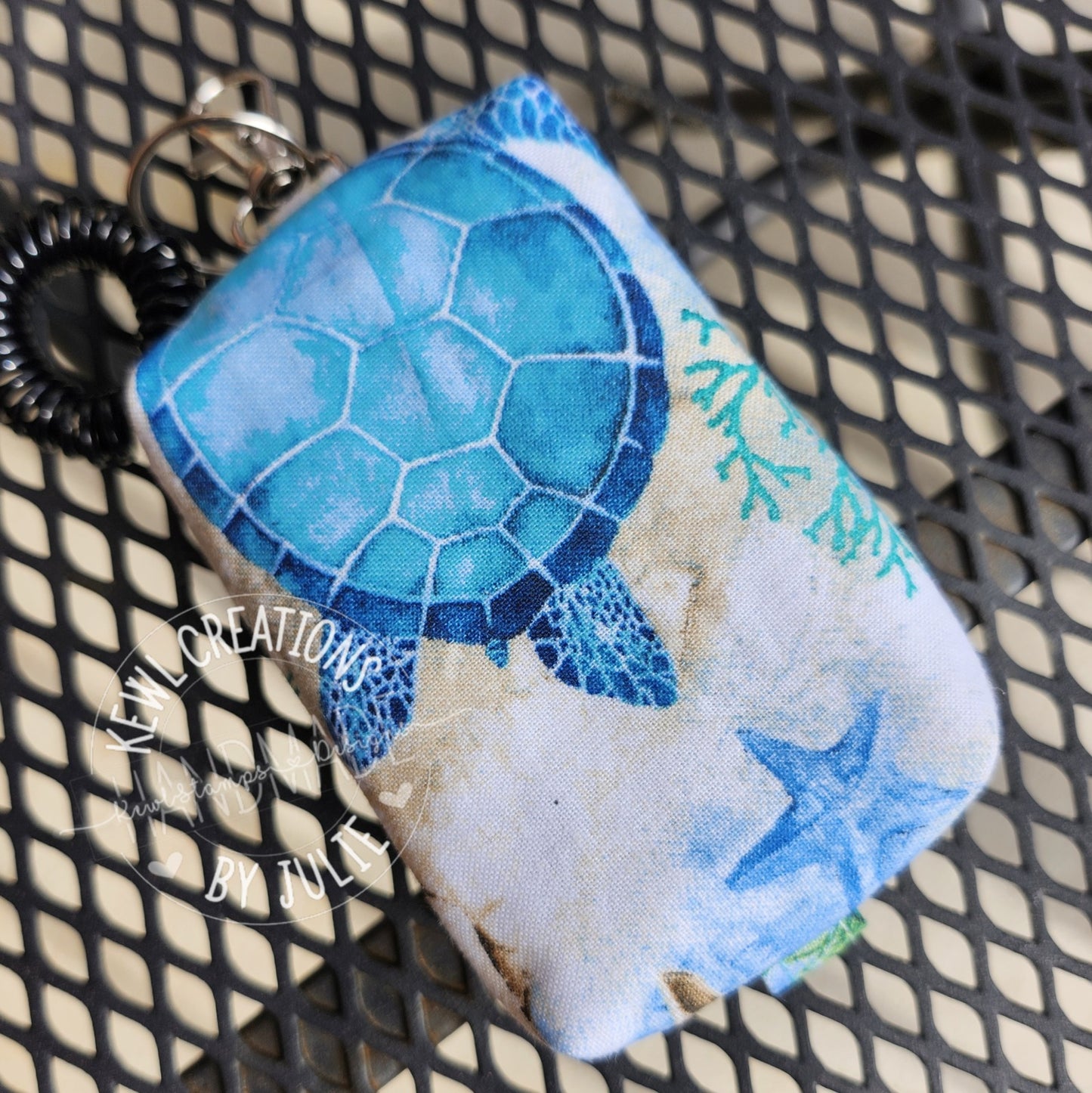 Itty Bitty Boxy bag with swivel clasp