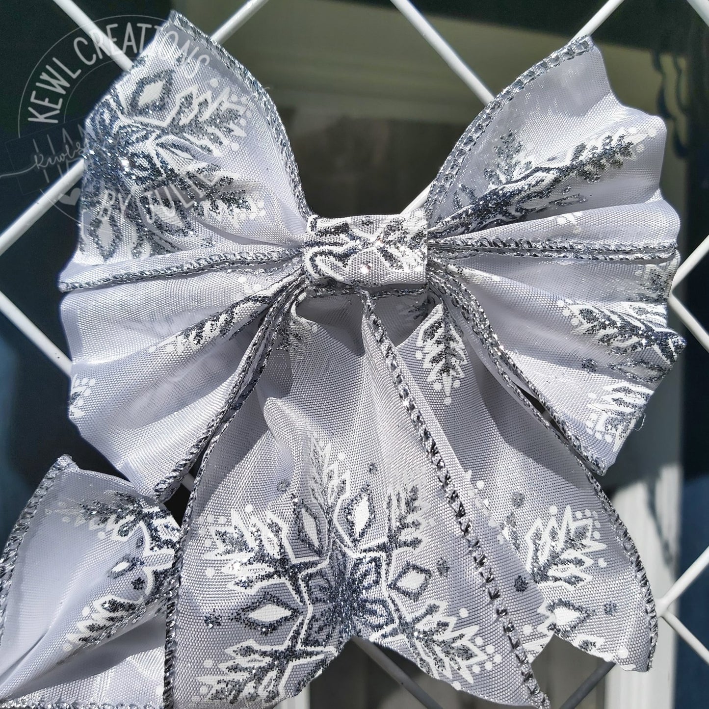 Cute and fashionable bows barrettes | hair ties