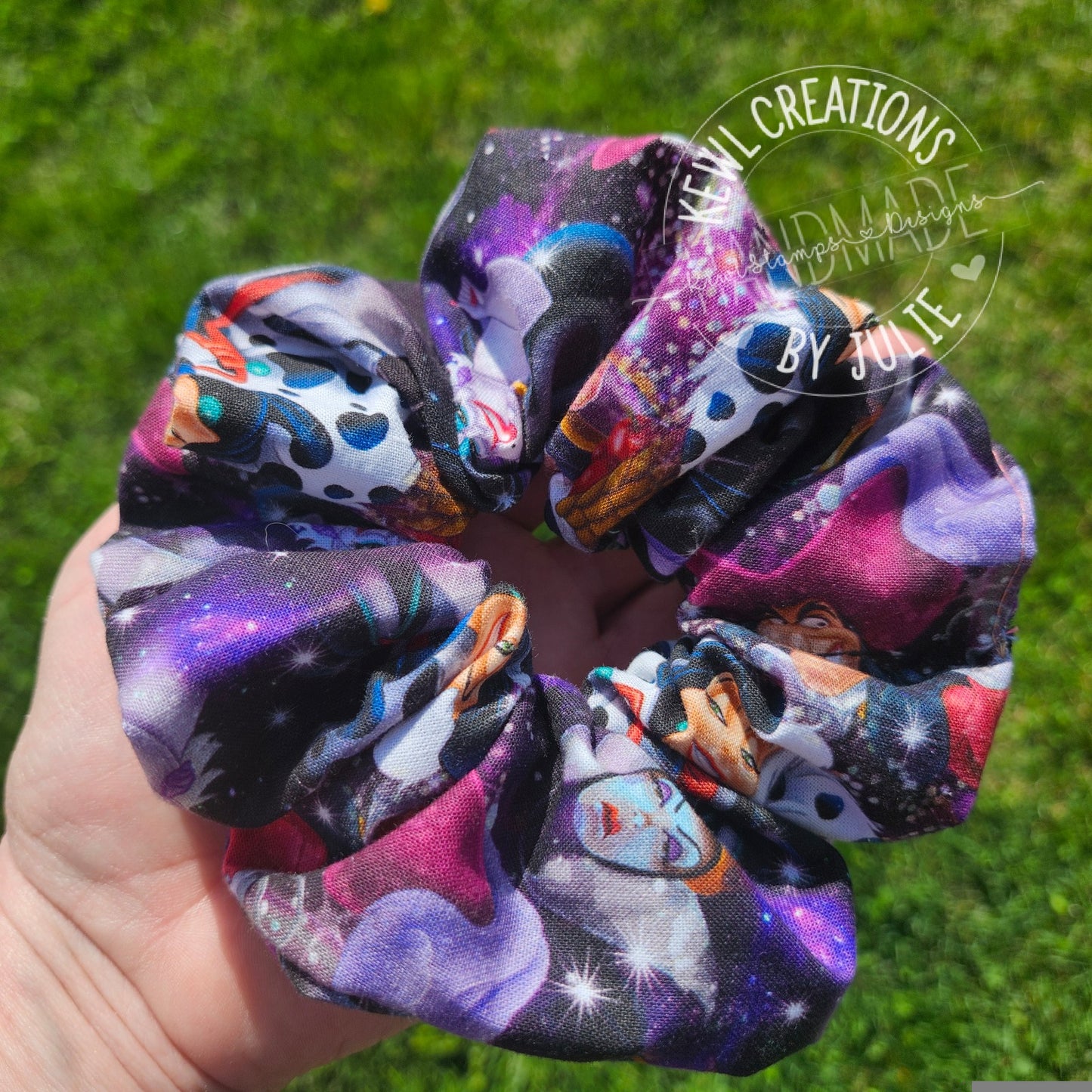 Cute and fashionable scrunchies | hair ties