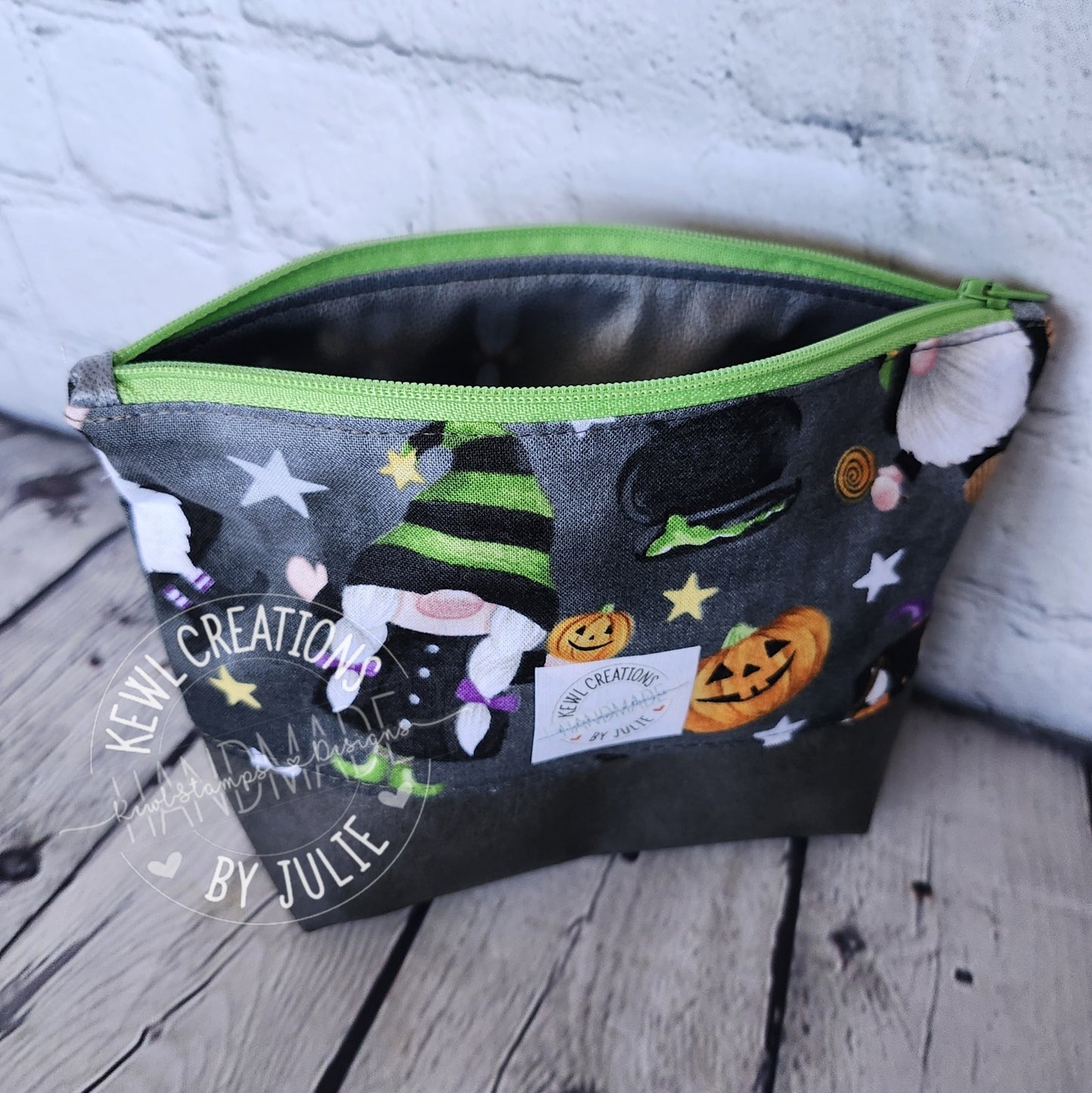 Reusable Fabric Snack pouches, ideal for dry-snacks