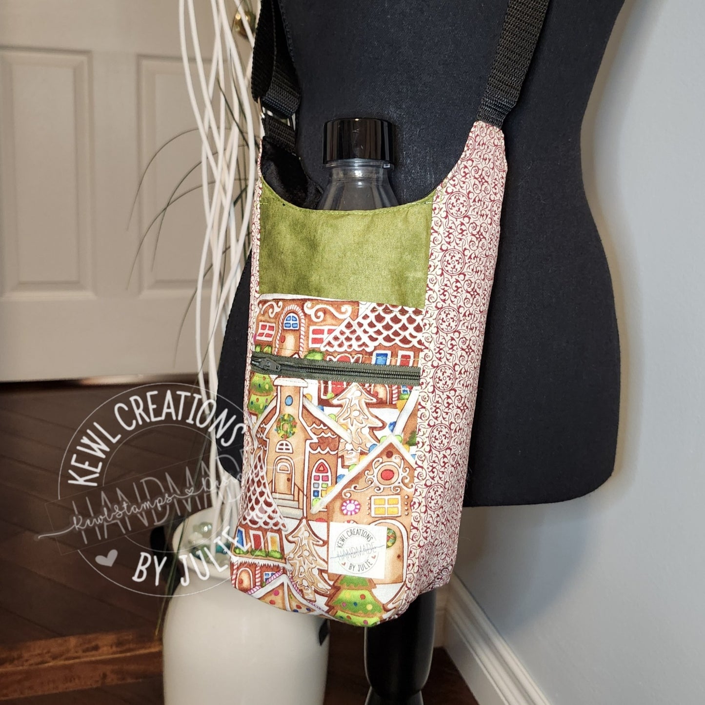 Boxed bottom - H2O 2GO sling bag - Pattern by LindsHandmade