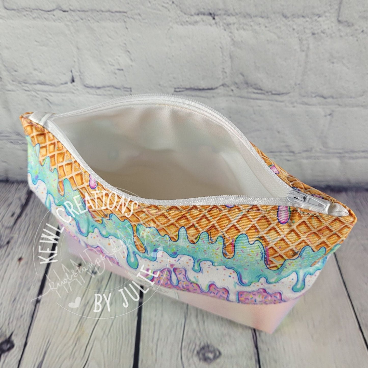 Reusable Fabric Snack pouches, ideal for dry-snacks