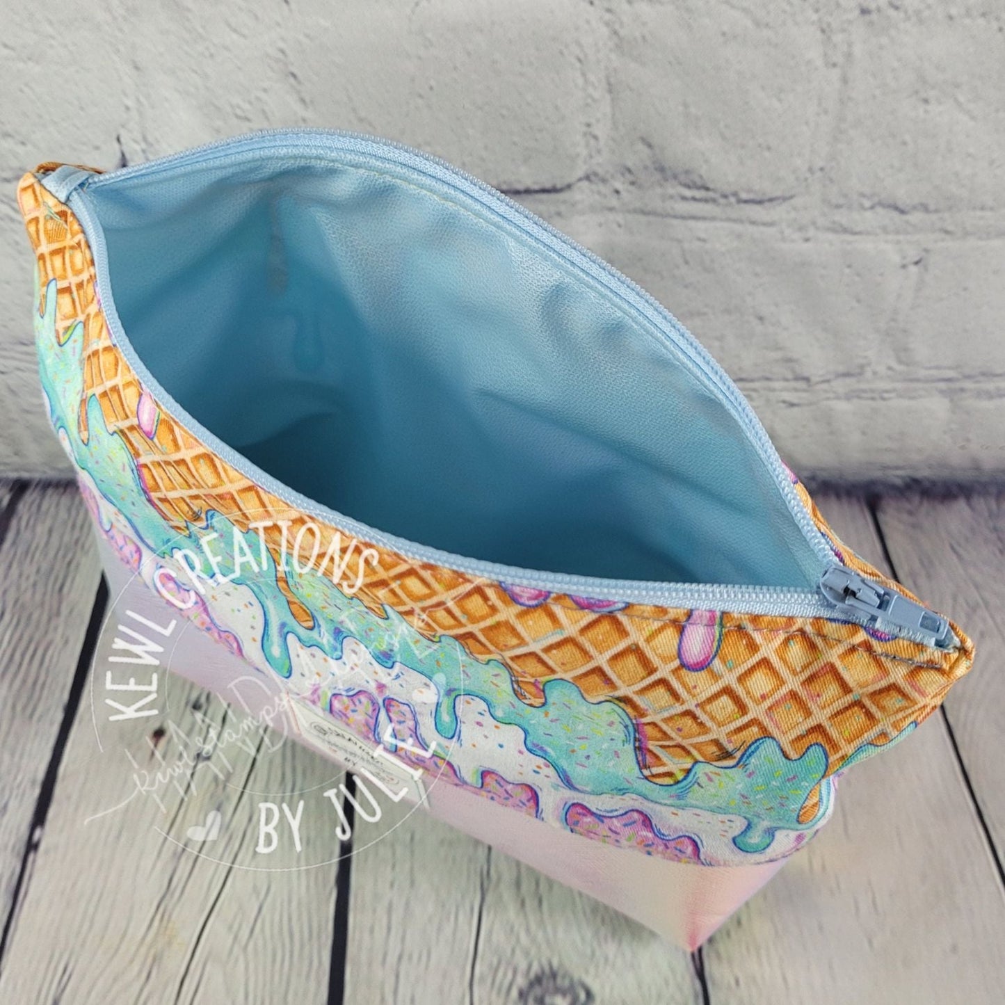Reusable Fabric Snack pouches, ideal for dry-snacks