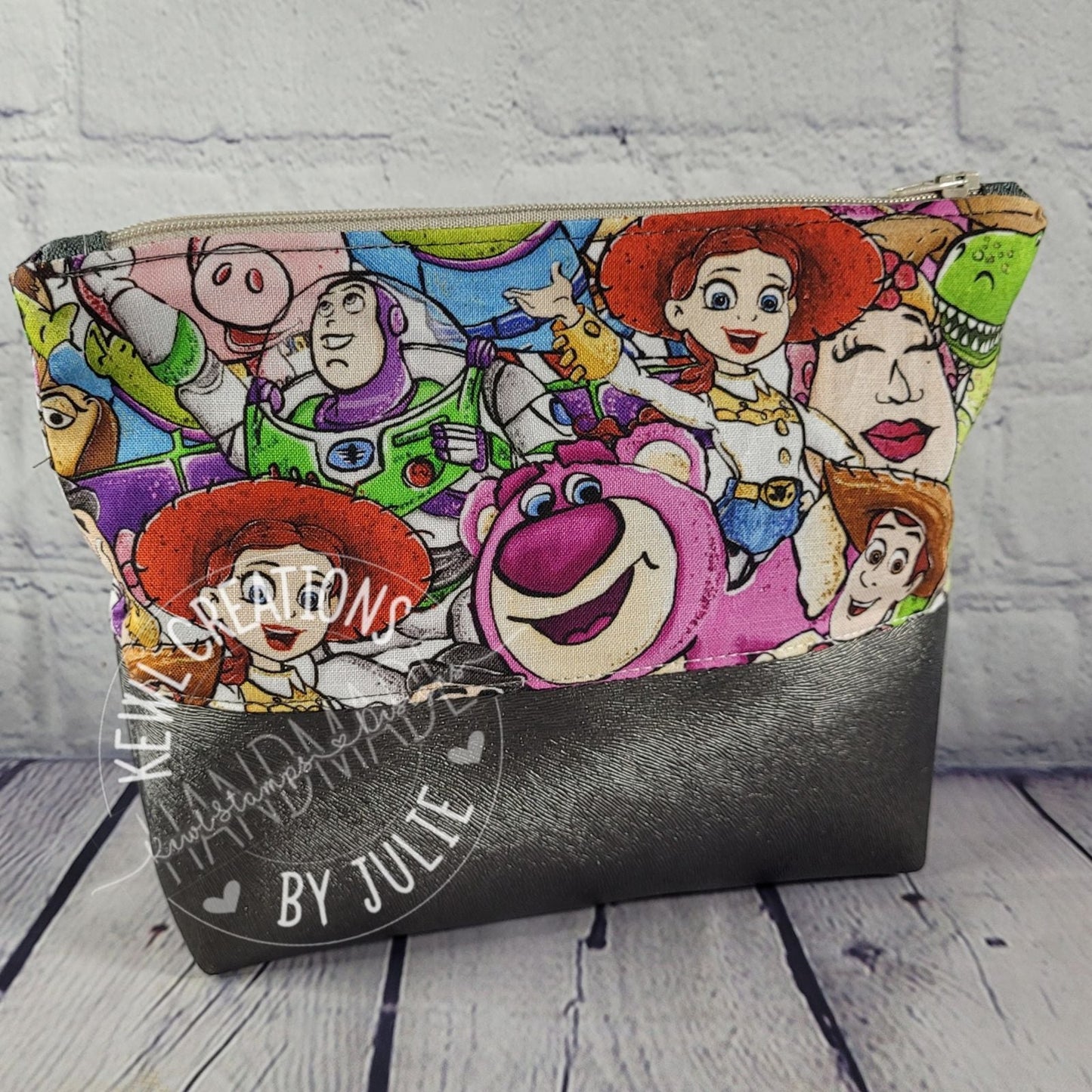 Reusable Fabric Snack pouches, ideal for dry-snacks