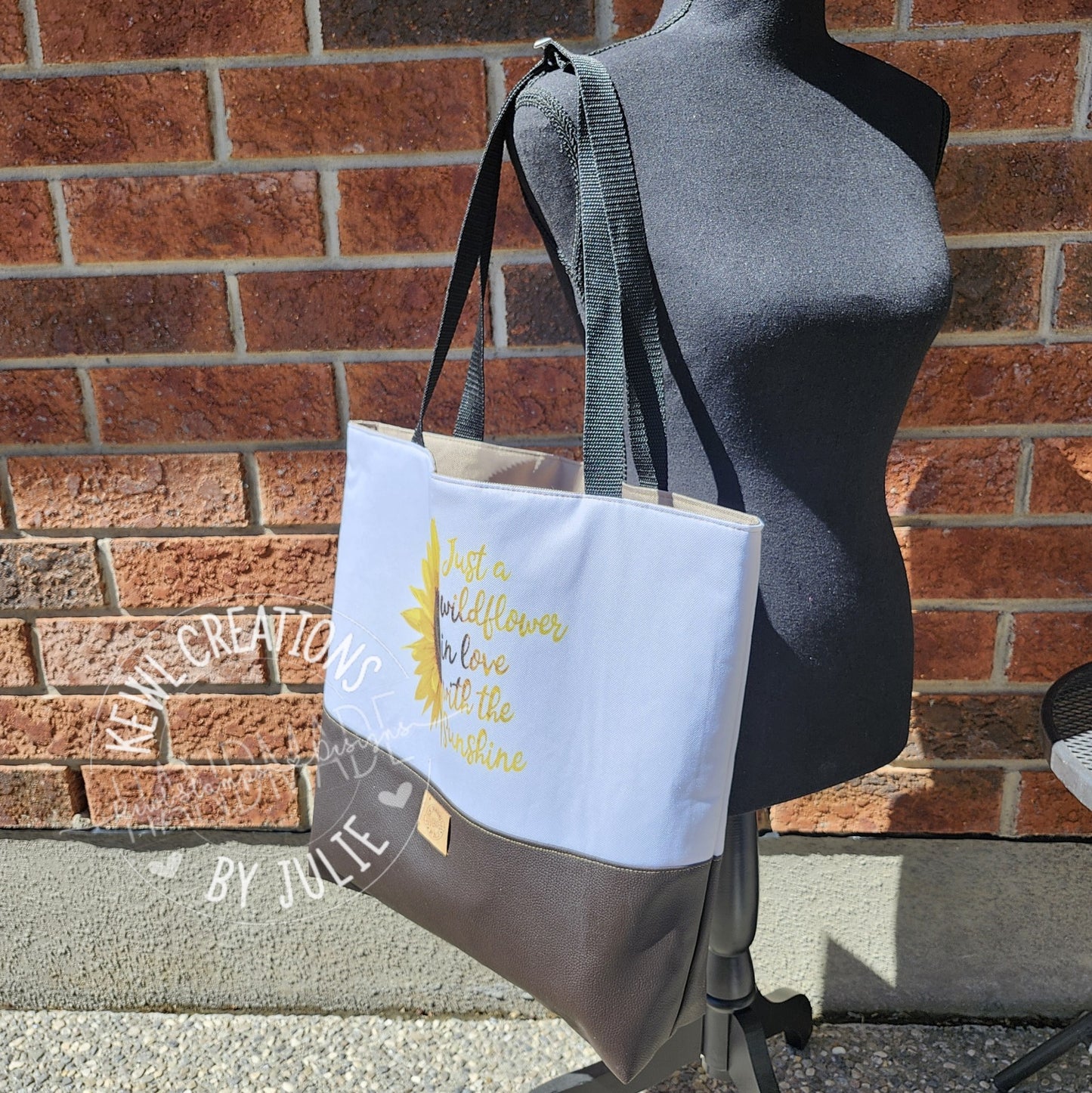 Boxed vinyl bottom Lined Shopping Tote - large