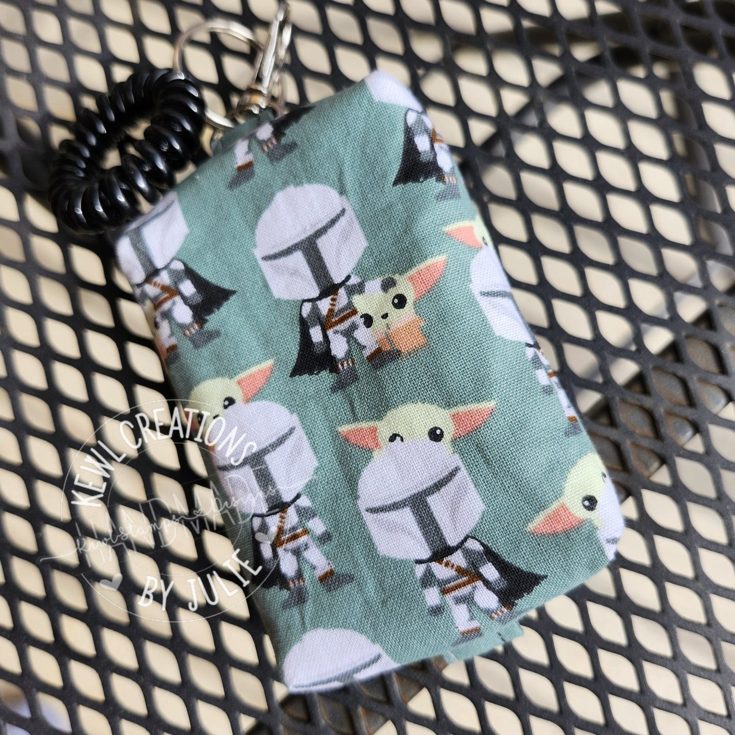 Itty Bitty Boxy bag with swivel clasp