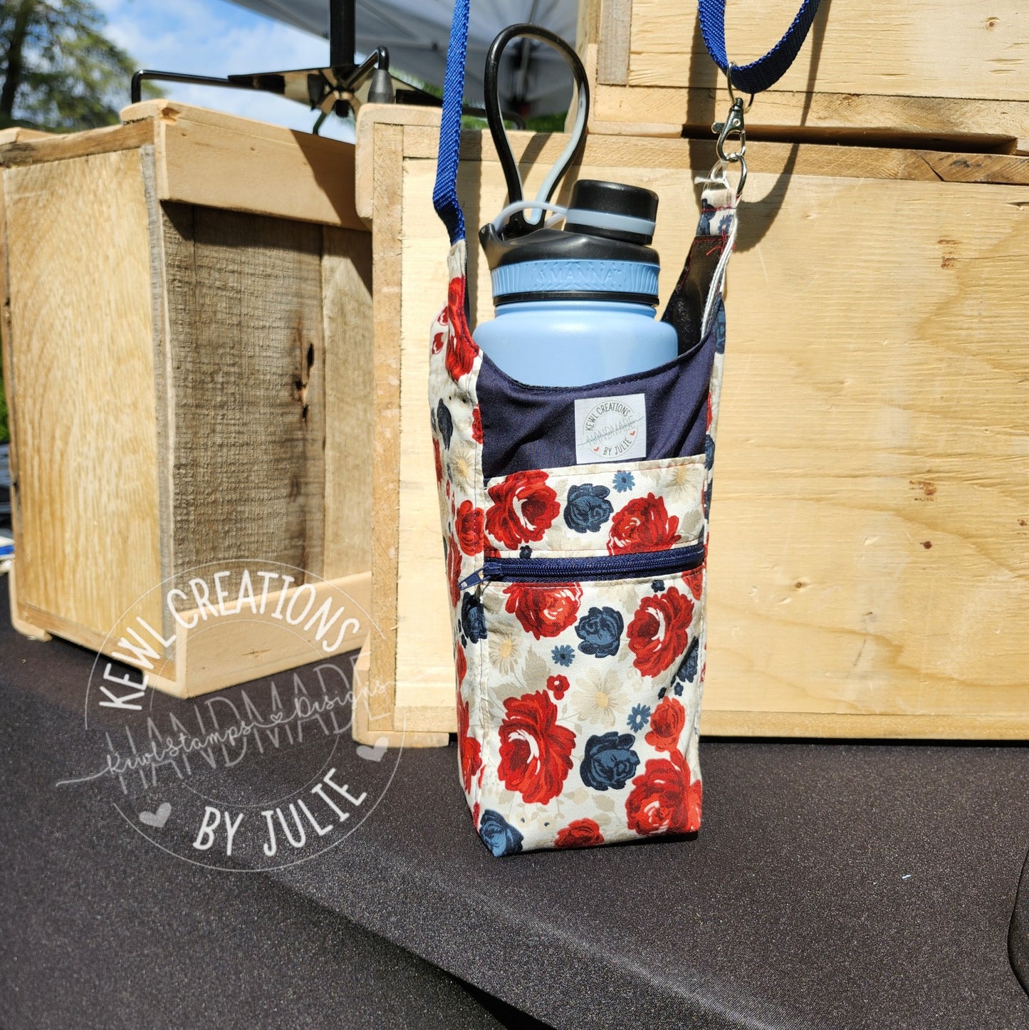 Boxed bottom - H2O 2GO sling bag - Pattern by LindsHandmade