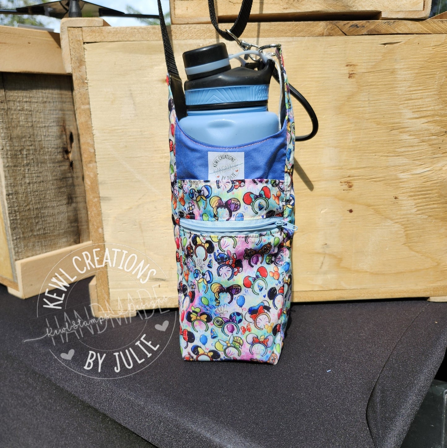 Boxed bottom - H2O 2GO sling bag - Pattern by LindsHandmade