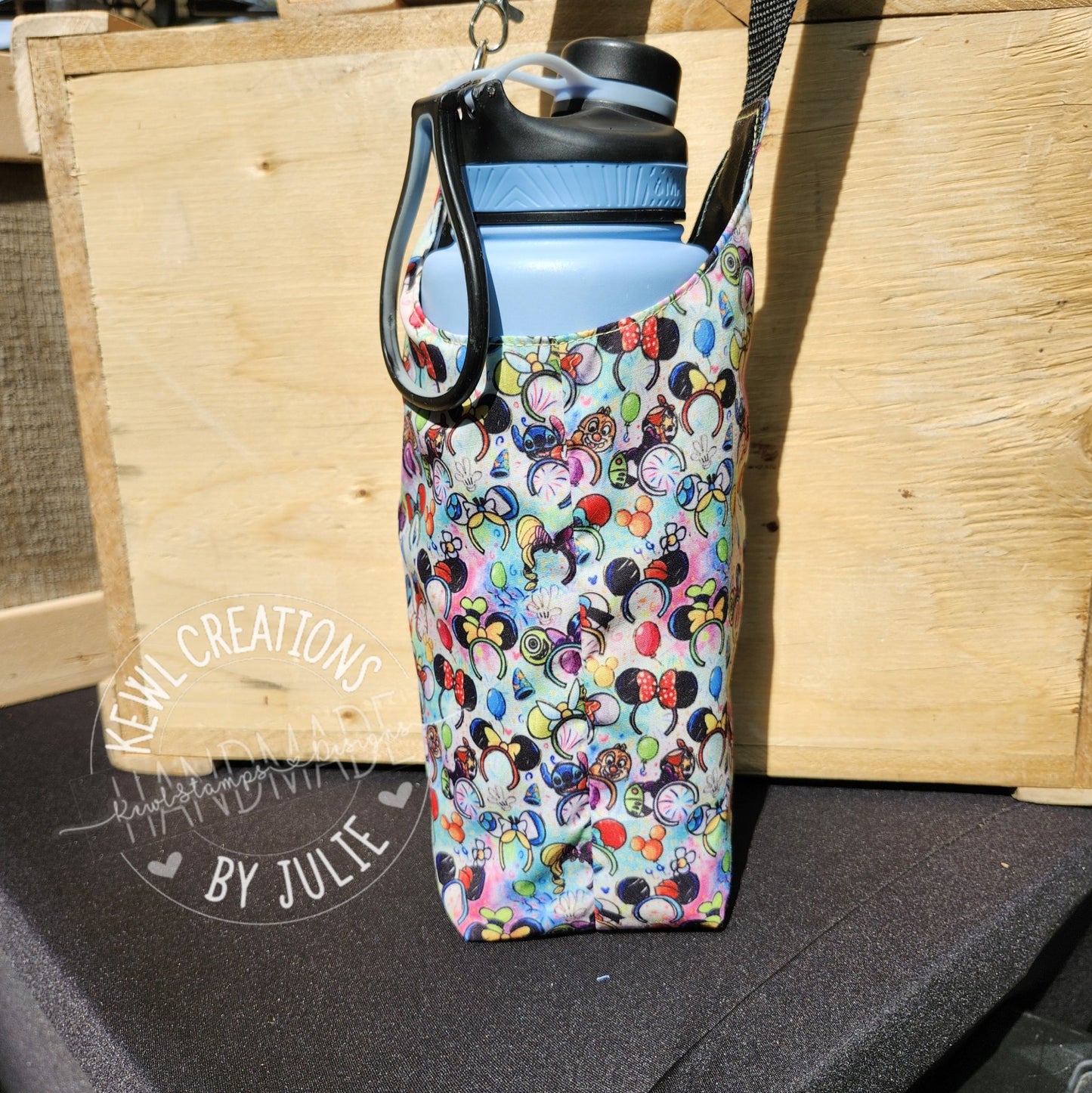 Boxed bottom - H2O 2GO sling bag - Pattern by LindsHandmade