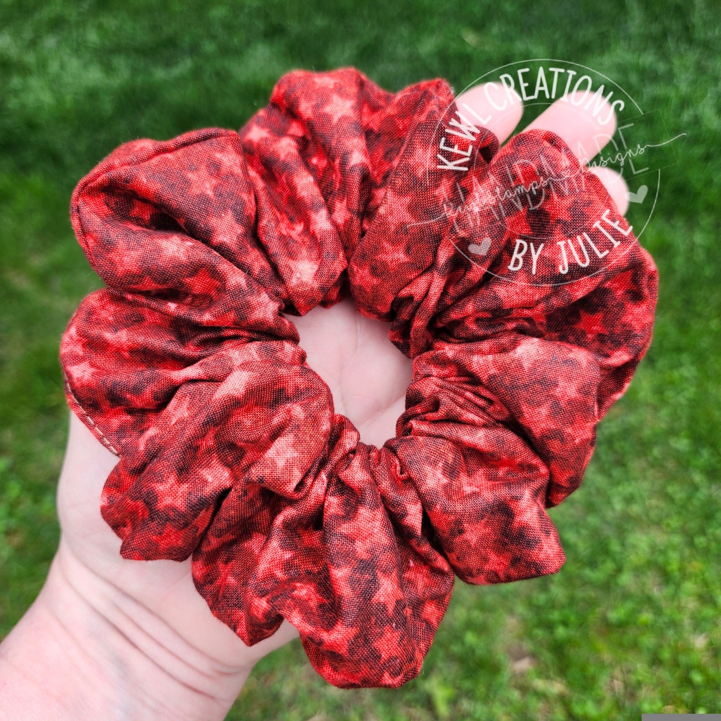 Cute and fashionable scrunchies | hair ties