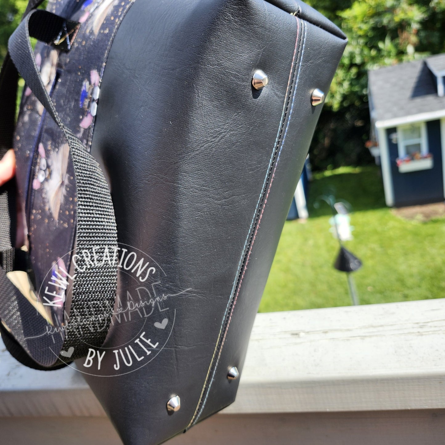 Boxed bottom handbag tote crossbody