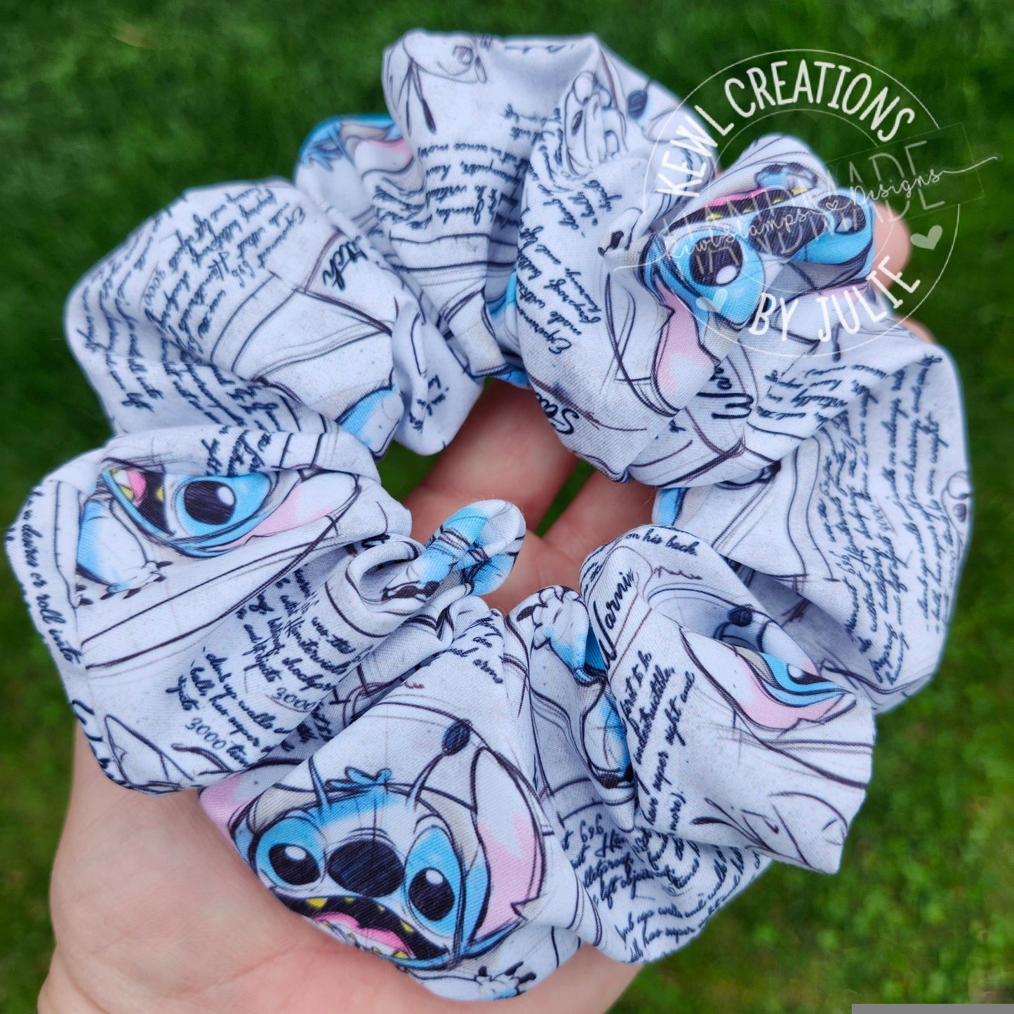 Cute and fashionable scrunchies | hair ties