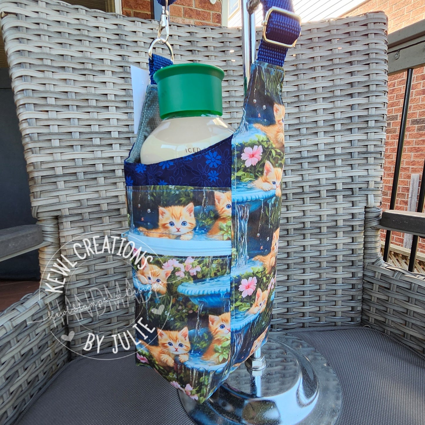 Boxed bottom - H2O 2GO sling bag - Pattern by LindsHandmade