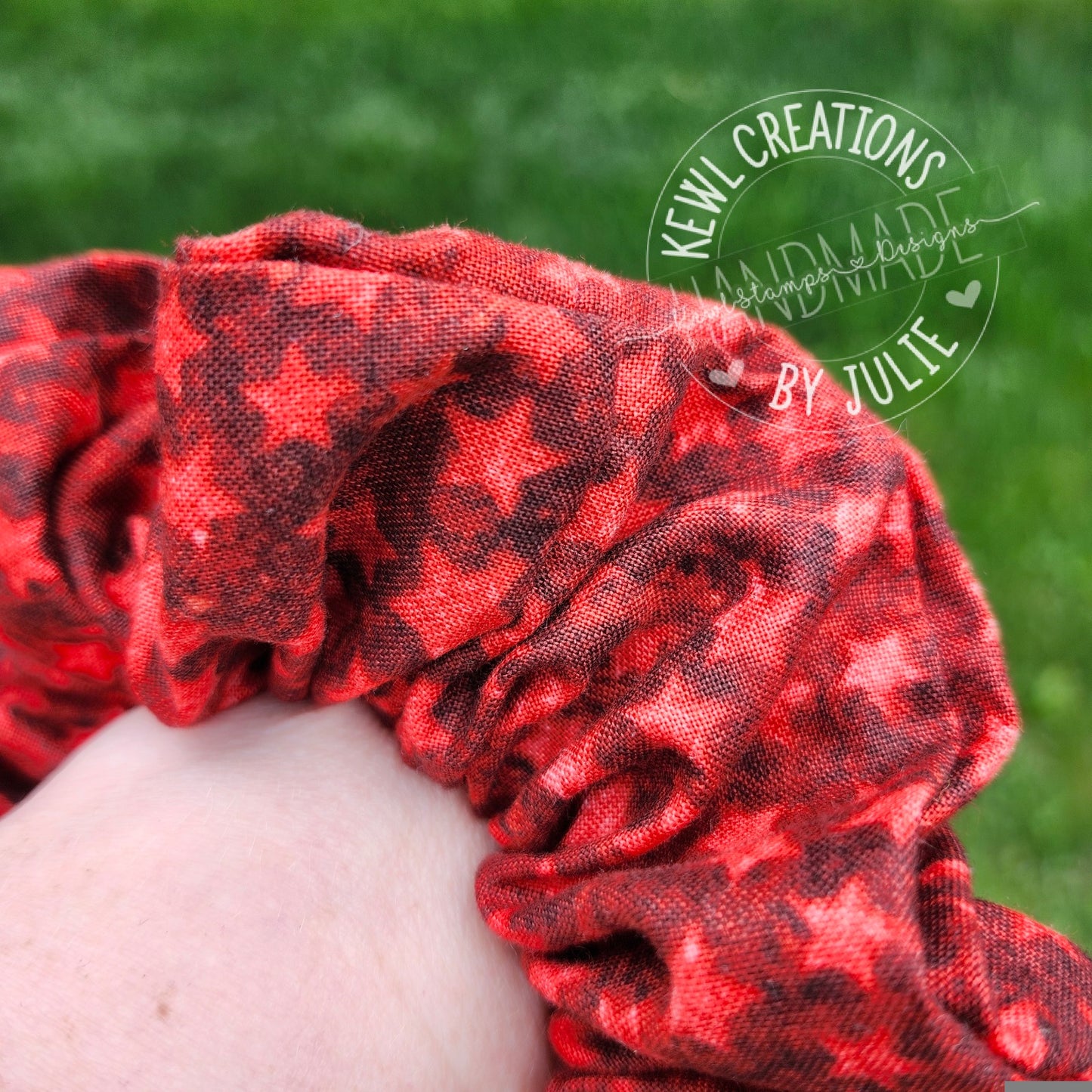 Cute and fashionable scrunchies | hair ties