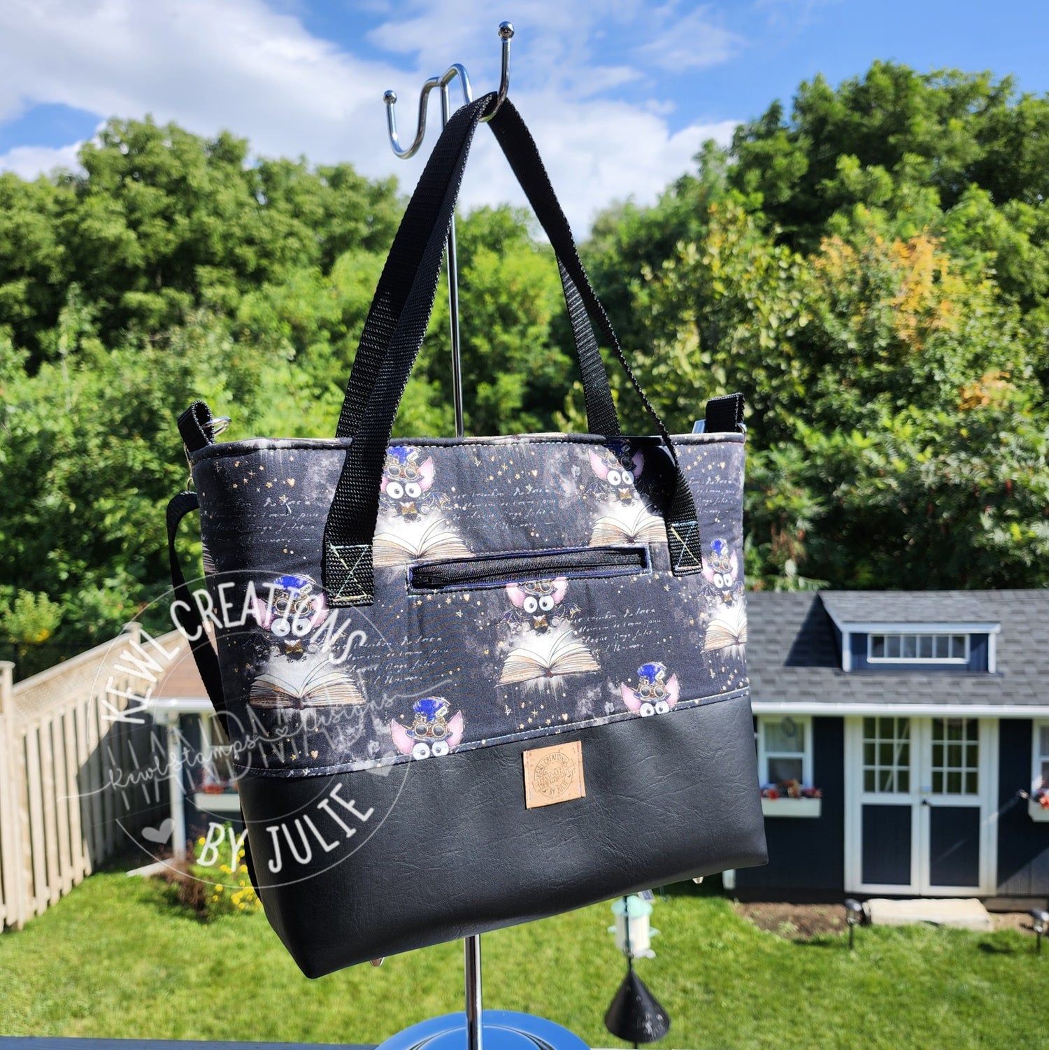 Handbags, Purses, Totes and Crossbody Bags