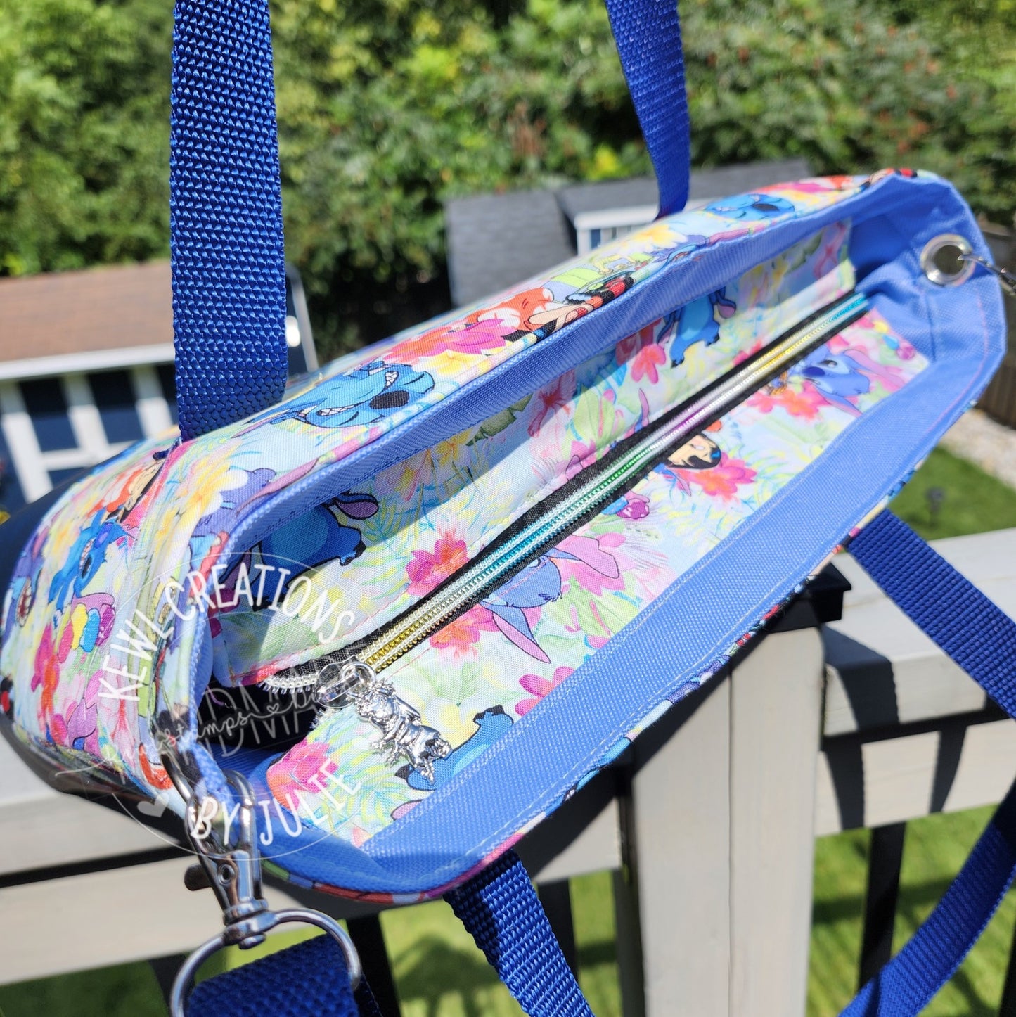 Boxed bottom handbag tote crossbody